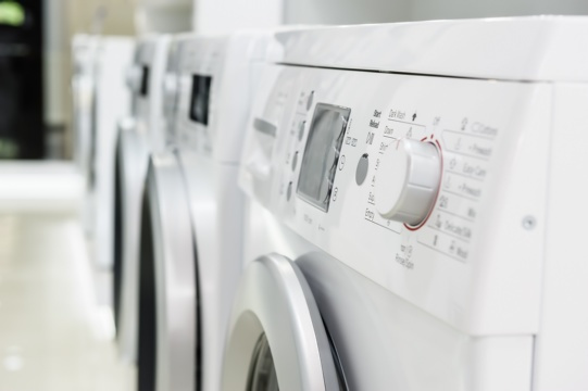 Waschmaschinenreparatur vs. Neukauf: Wann lohnt sich die Reparatur?